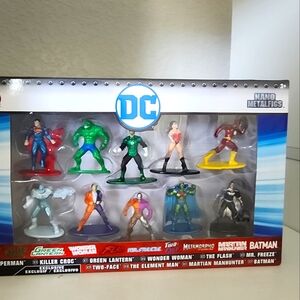 DC Nano Metalfigs, spinner
